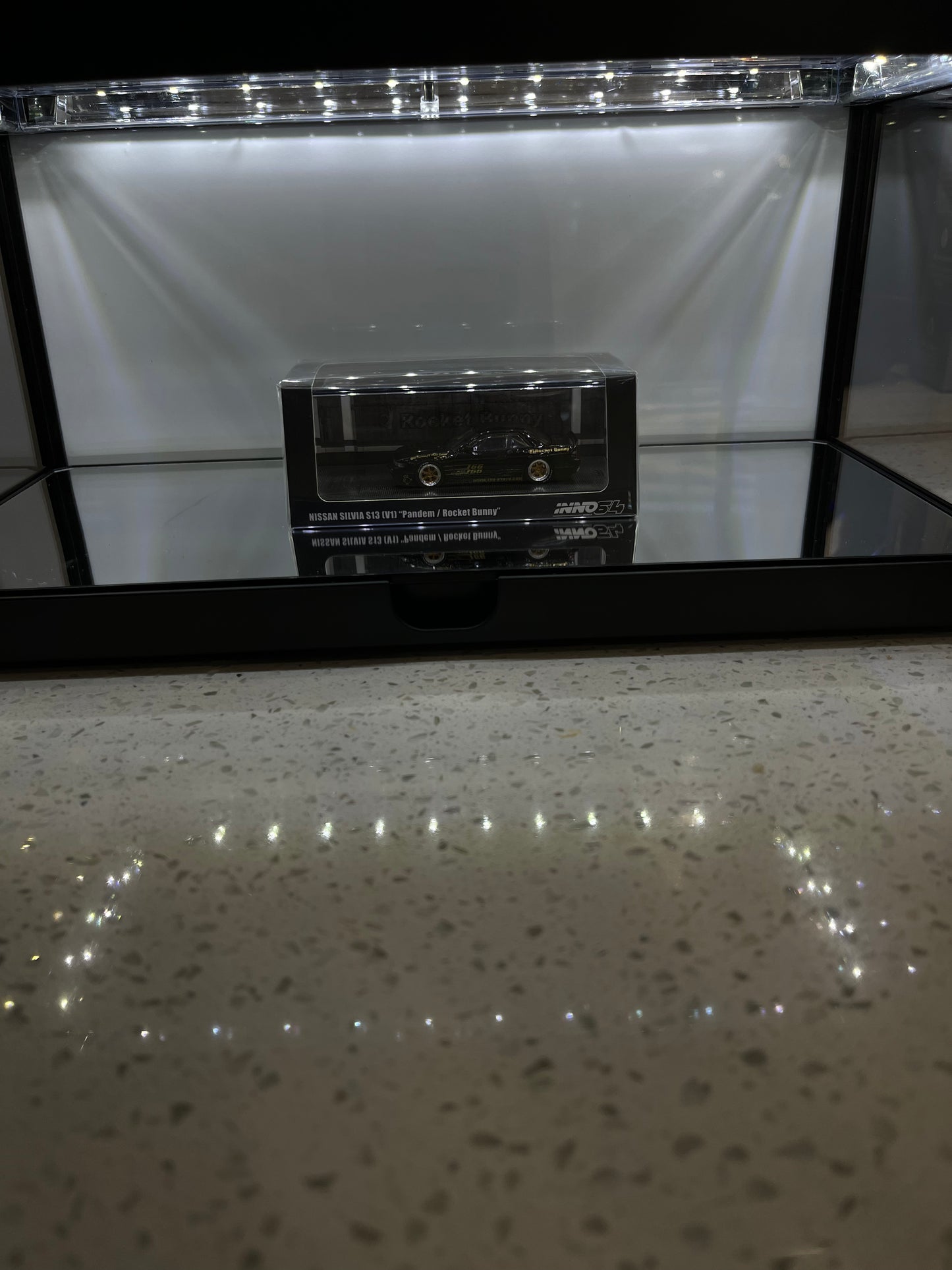 LED Showcase 1:18 Mirror Display Case